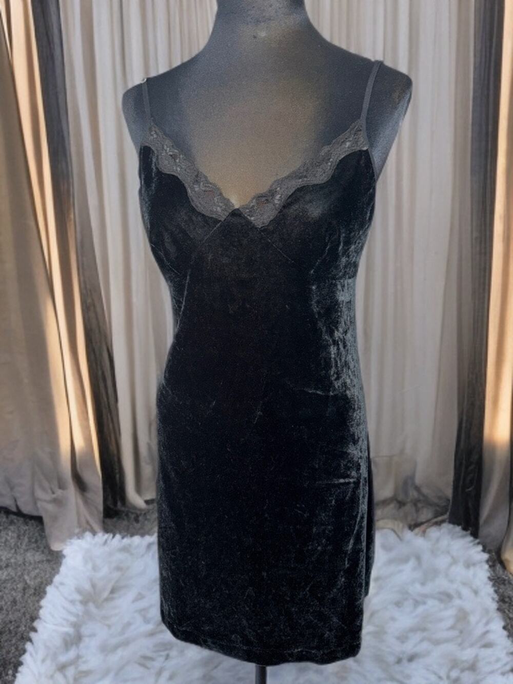 Black Velvet Chemise Slip Dress Nightgown Lace Trim Adjustable Straps L 12/14